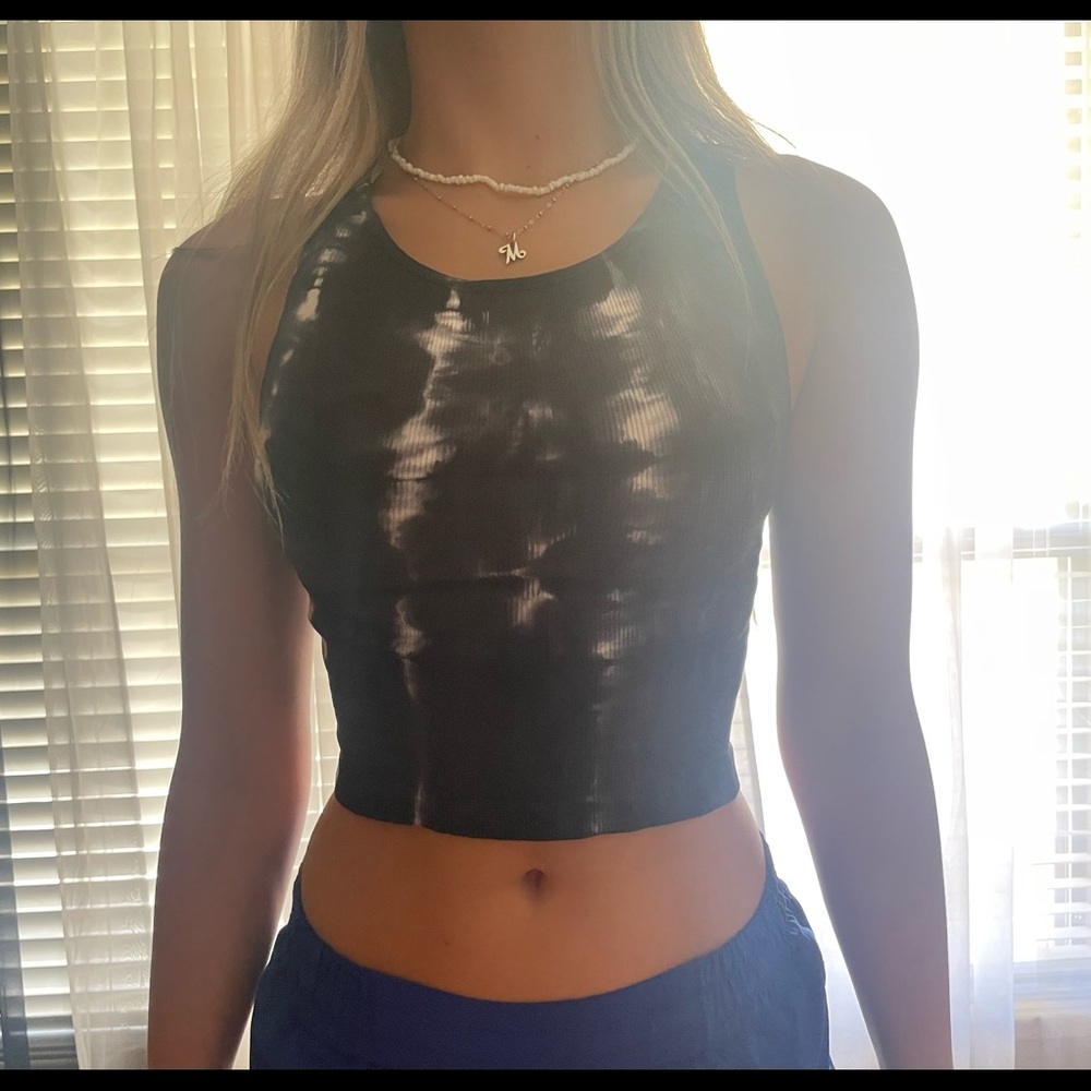 black and white crop tank top